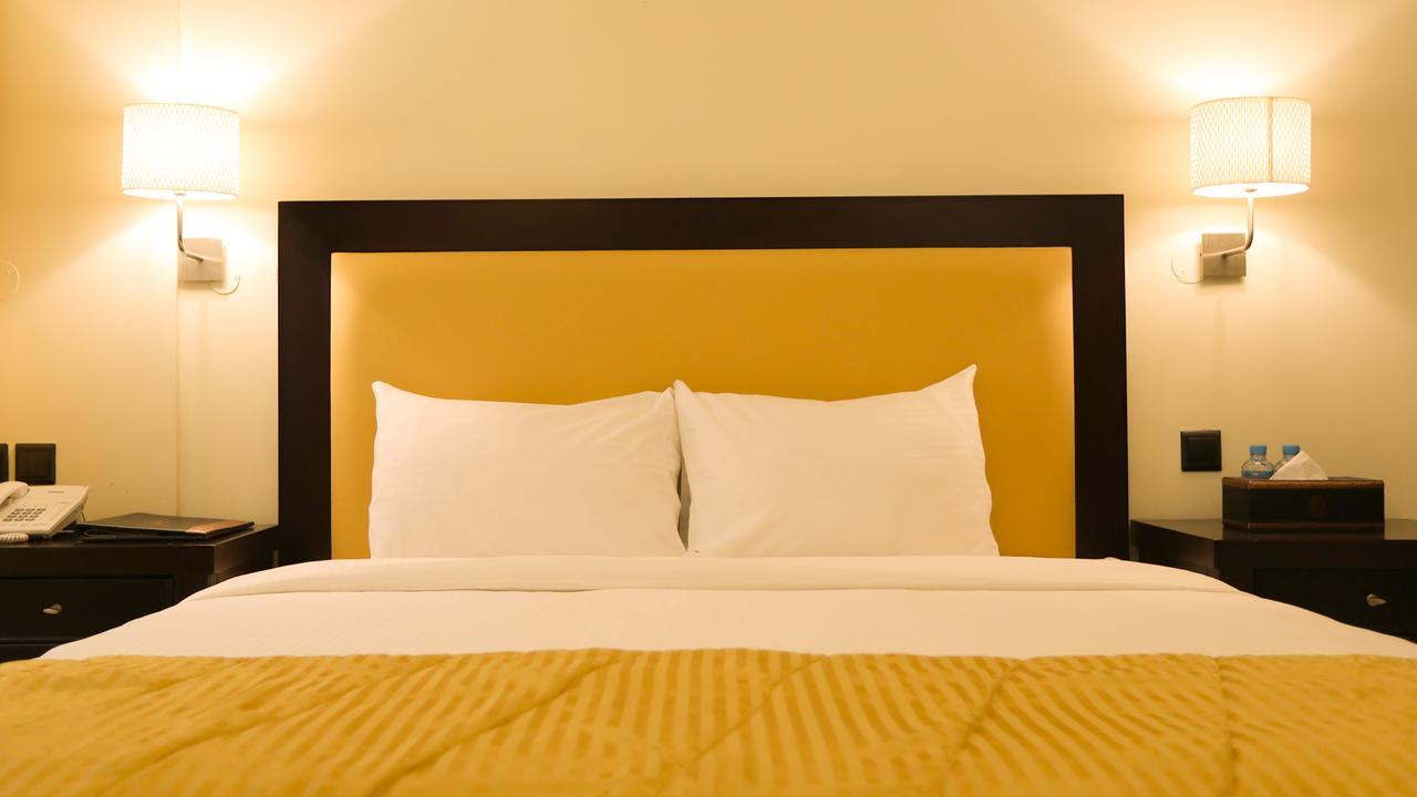 Remas Hotel Suites - Al Khoudh, Seeb, Muscat Exterior photo